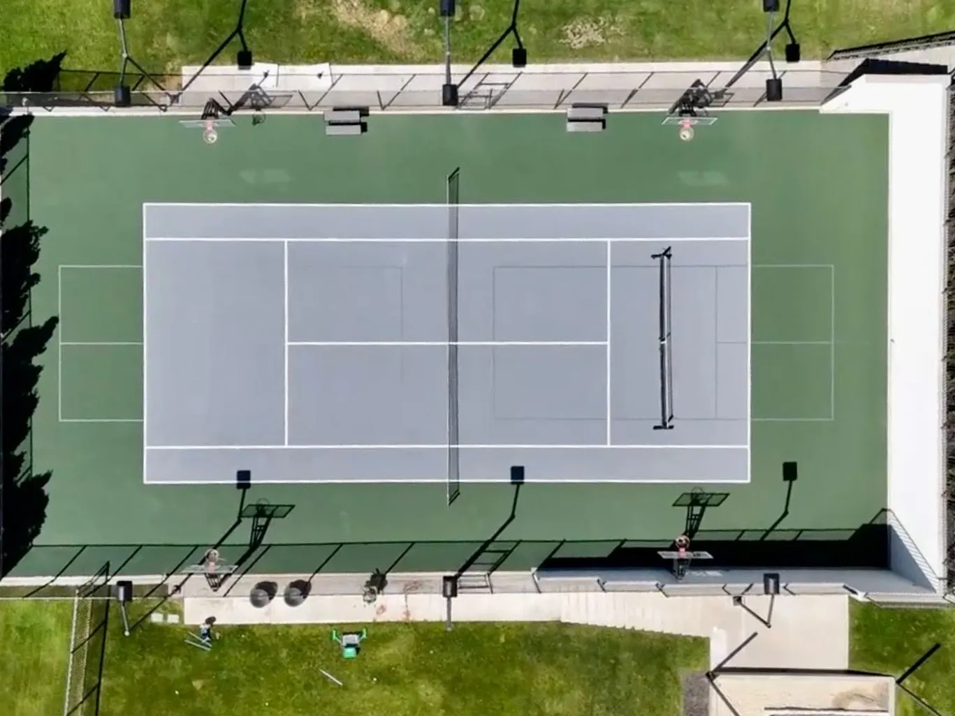 Tennis court · precision lines