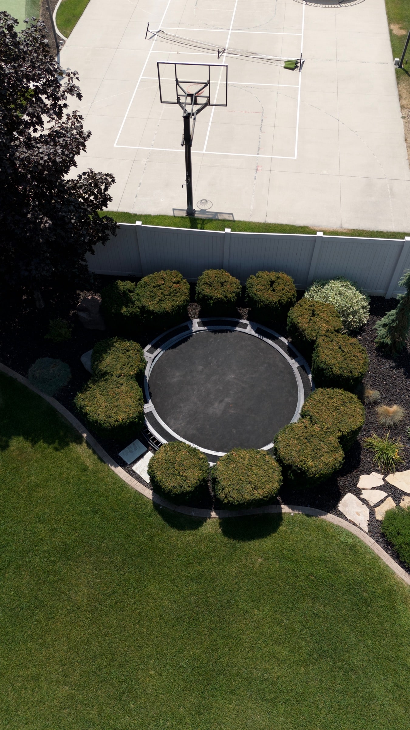 Court landscaping finish